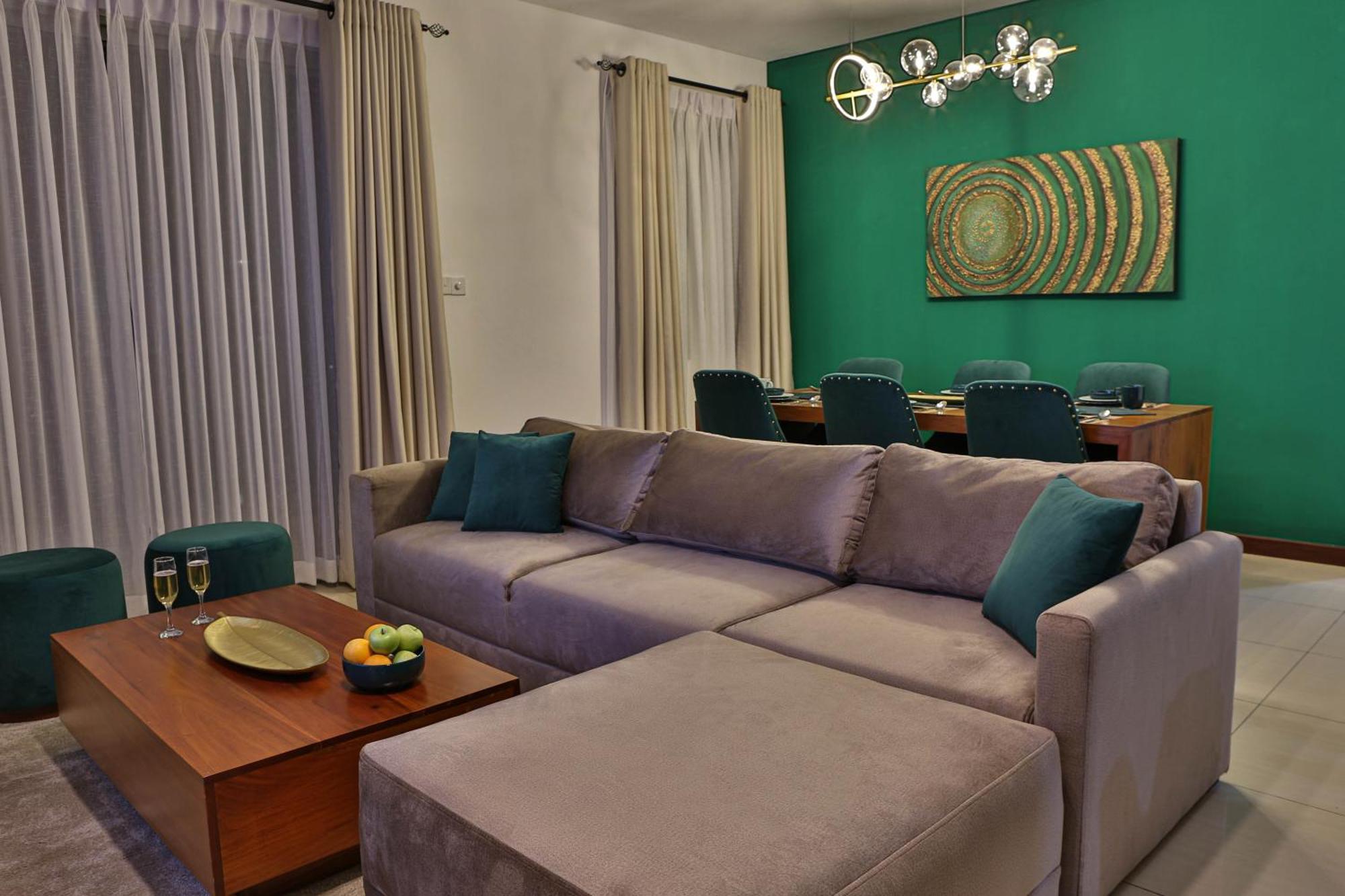 Emerald@On320 Colombo Exterior photo